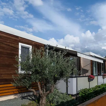 Gorgeous In With Swimming Pool Appartement Donji Zagon